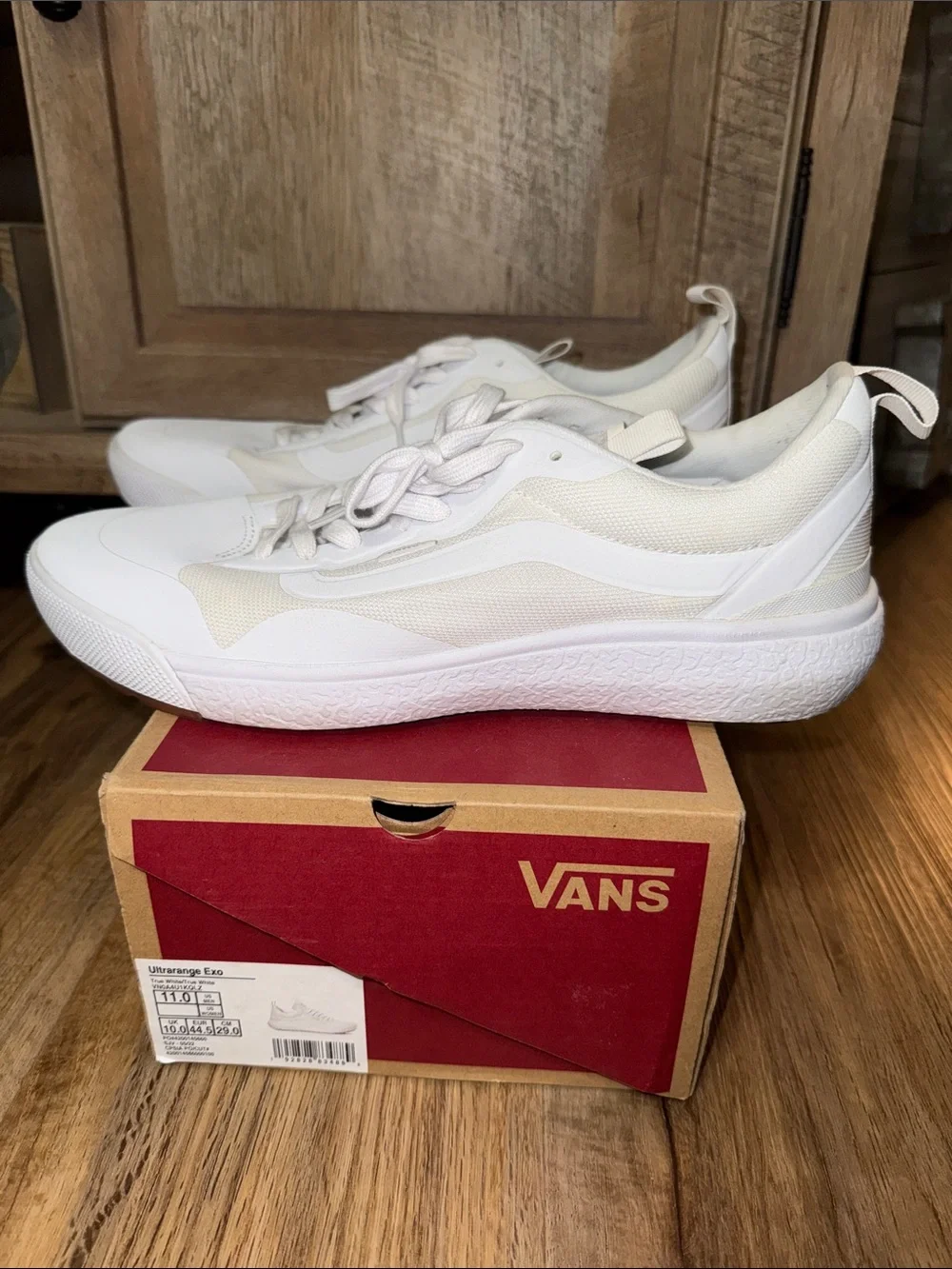 Vans UltraRange Men’s White Sneakers